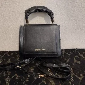 Women Fashion Bags   No special Brand or size Color are shown in pictures. No Brand | Bags | Women Fashion Bags No Special Brand Or  main image 4